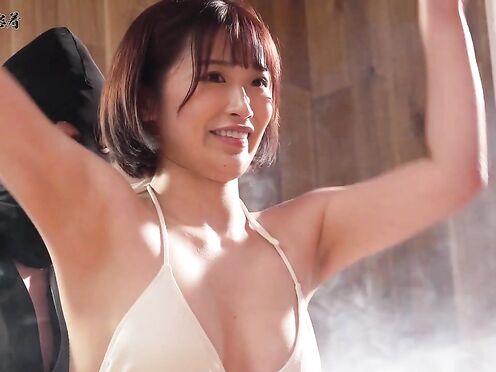 SGKI-036 熱浪女主人在三溫暖室中 滿身大汗 平躺在浴巾上