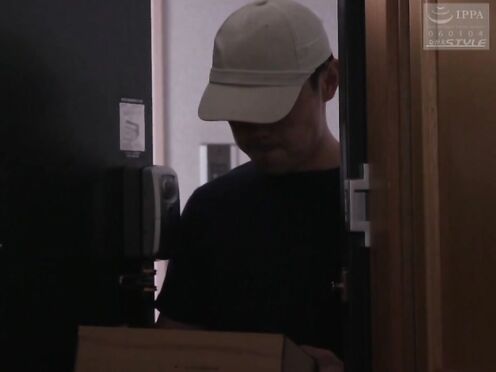 NSPS-938 [中文字幕]瞞著大二十歲嫉妒心極強的丈夫 打破約定的不倫美女人妻 倉多真央