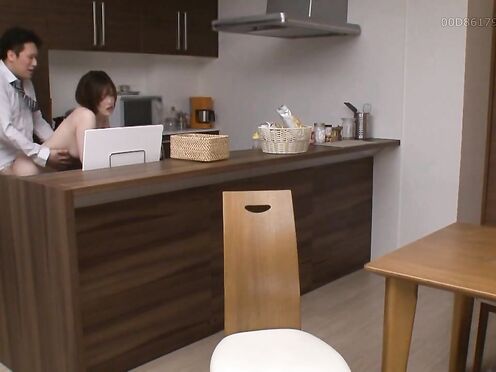 JUX-888 [日本無碼]人妻母乳女上司 本庄優花