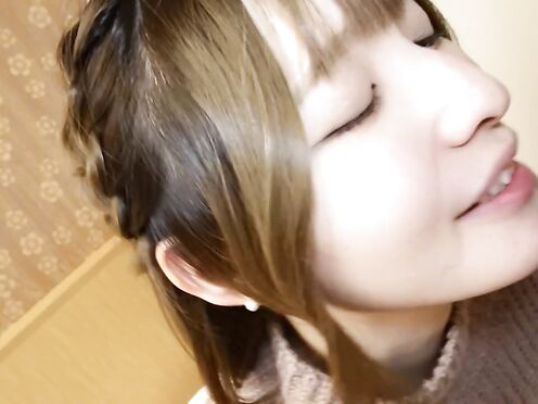 FC2PPV-3215955 [日本無碼]美女髮型師穿上和服，在河邊給我做戶外口交，並在嘴裡射精！她太美了，太好看了，我興奮得無法自拔，一連射了兩次！