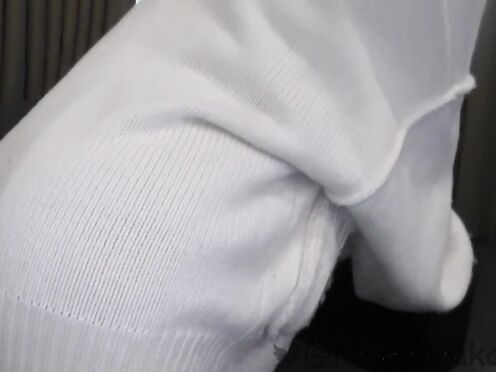 FC2PPV-3271998 [日本無碼]一位清純美麗的少女被騙去拍模特兒照。她甩開雙手，哭著乞求原諒，卻被無情地大量中出。