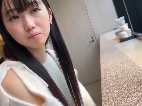 FC2PPV-4692815 [日本無碼]害羞，勉強合法19歲小妾。她是一個乳頭癡迷，多毛的陰部性交者。