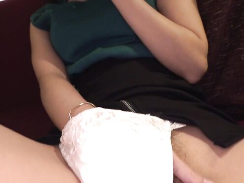 259LUXU-1413 欲求不満髮型化妝師 讓她的高潮…